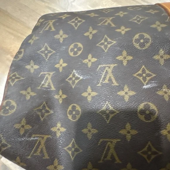 Authentic Vintage Louis Vuitton Keepall 55  Bag - Picture 6 of 11